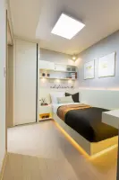 18평 소형 주거, 빌트인 침대로 완성한 아늑한 방